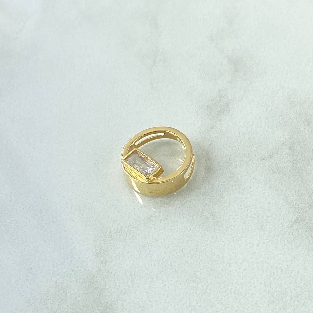 Dije Rectangulo En Aro 1.25gr / 1cm / Liso Circon Blanco Oro Amarillo 18K *