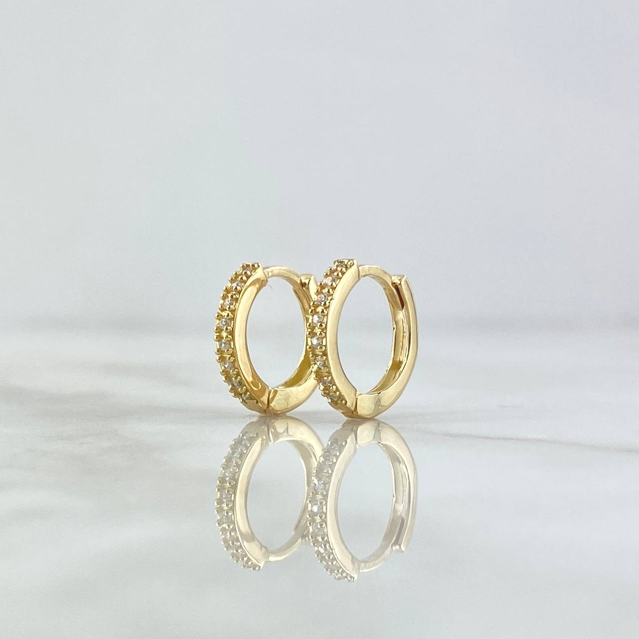 Candongas Carril 2.4gr / 1.3cm / Circones Blancos Oro Amarillo 18K *