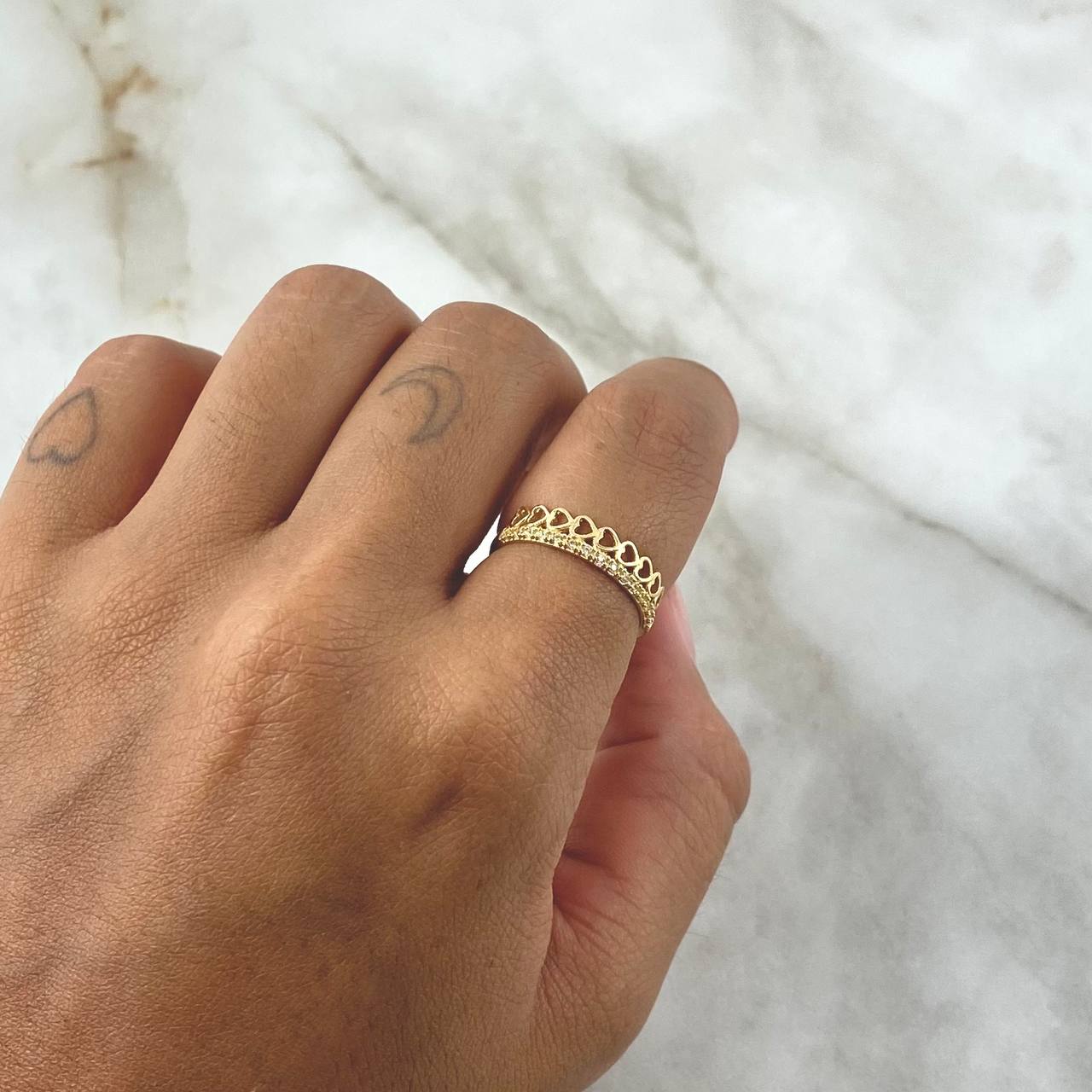 Anillo Media Churumbela Corazones 1.8gr / T6 1/2 / Circones Blancos Oro Amarillo 18K