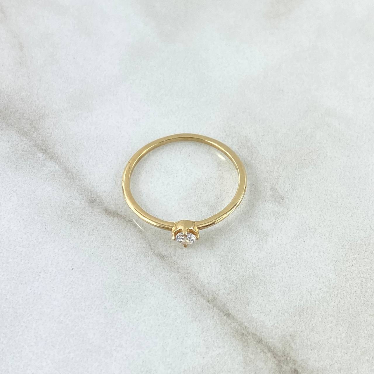 Anillo Solitario Fino 1.05gr / T6  / Circon Blanco Oro Amarillo 18K