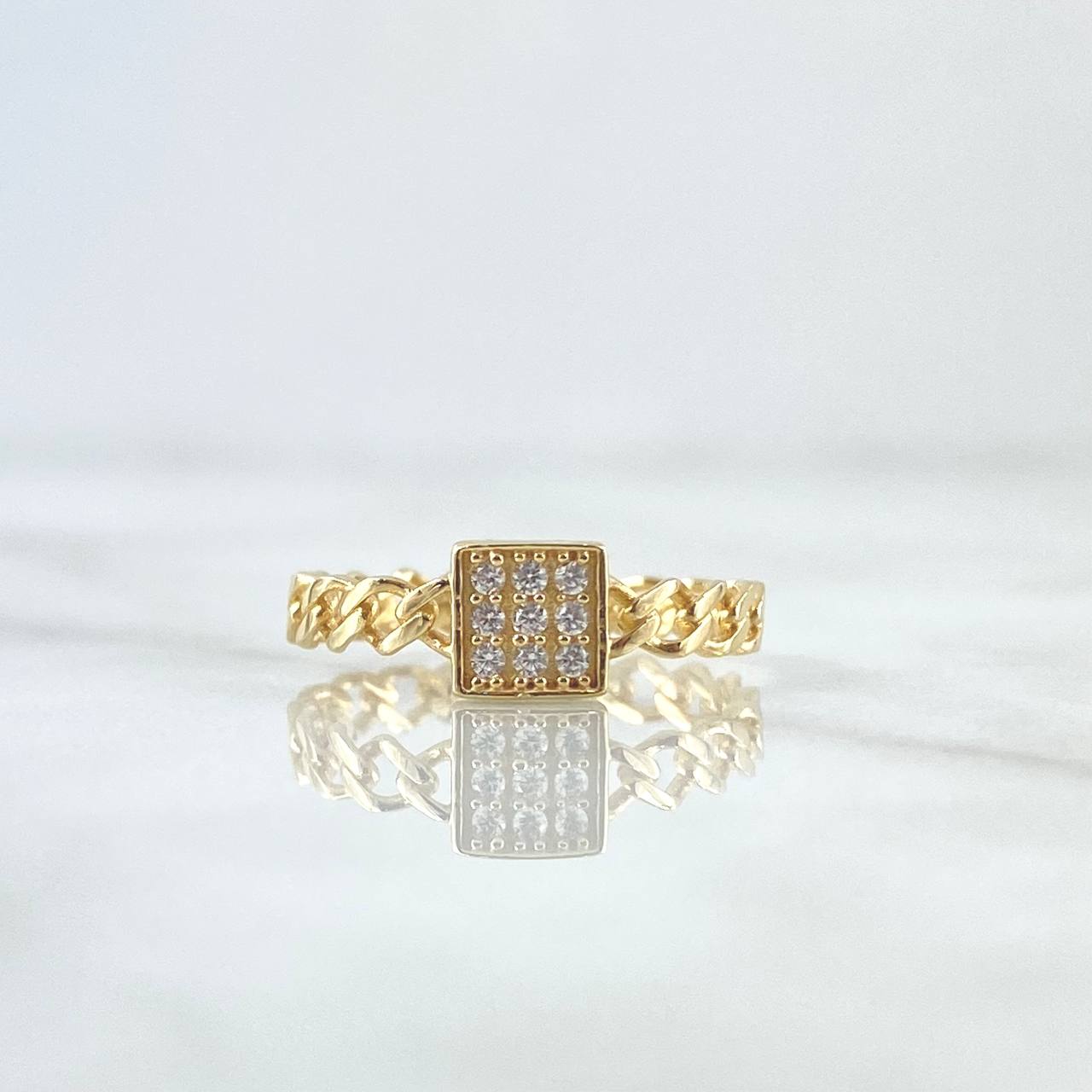 Anillo Cuadro Cubano 1.4gr / T6 / Circones Blancos Oro Amarillo 18K ©