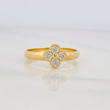 Anillo Trebol 1.35g / T7 1/4 Oro Amarillo 18K