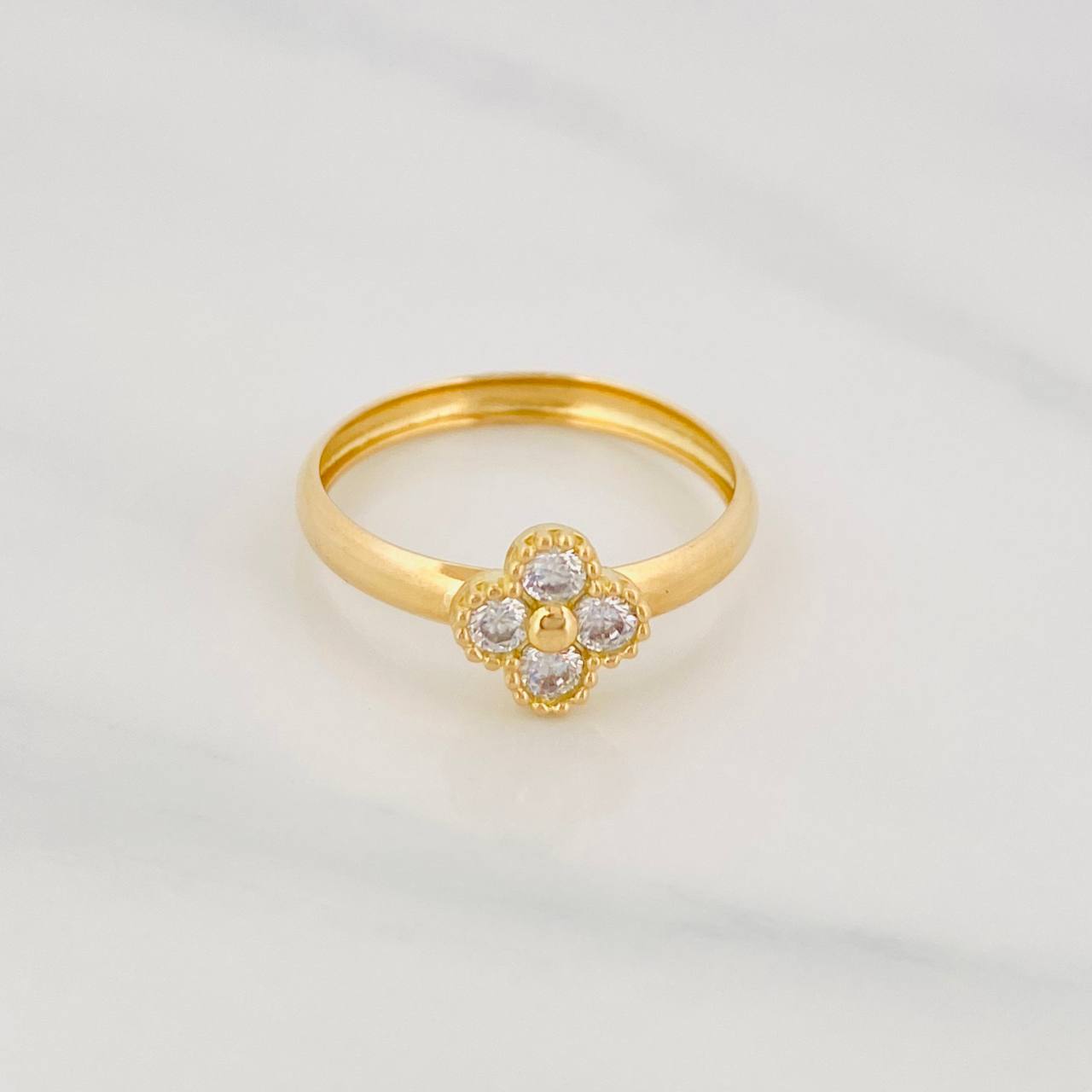 Anillo Trebol 1.35g / T7 1/4 Oro Amarillo 18K