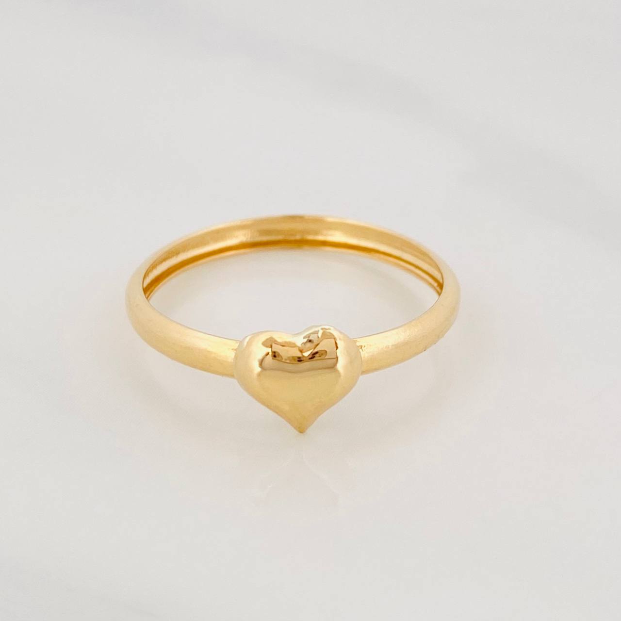 Anillo Corazon 0.9g / T8 1/2 Oro Amarillo 18K