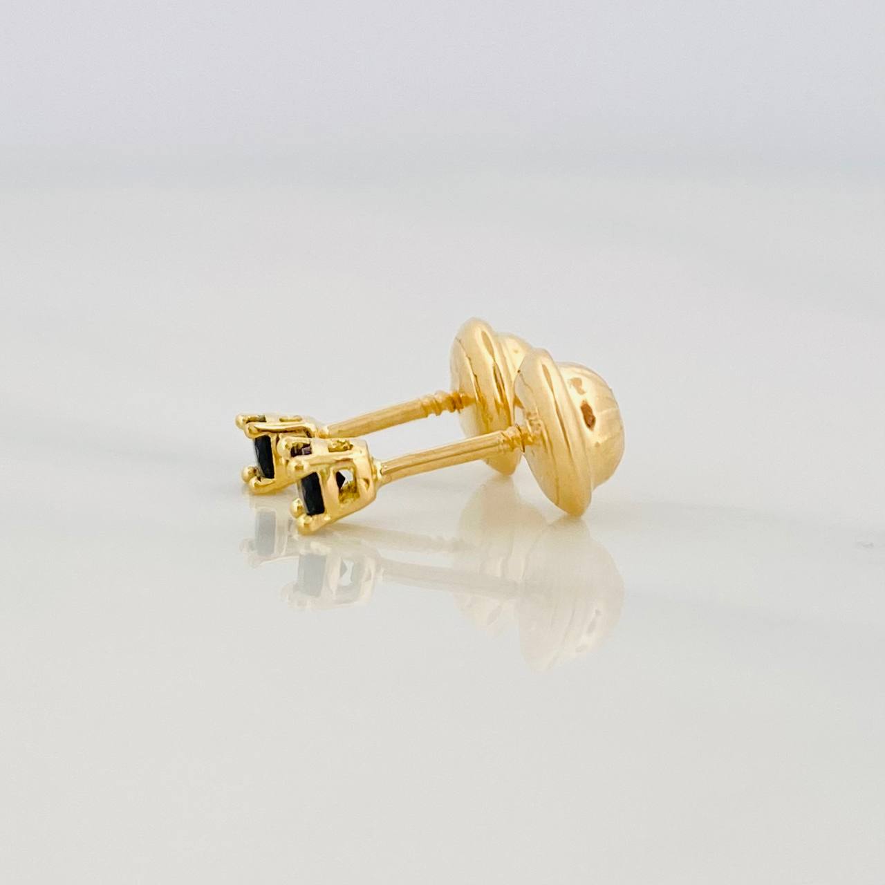 Topos Cuatro Garras 0.6g / 3mm Oro Amarillo 18K