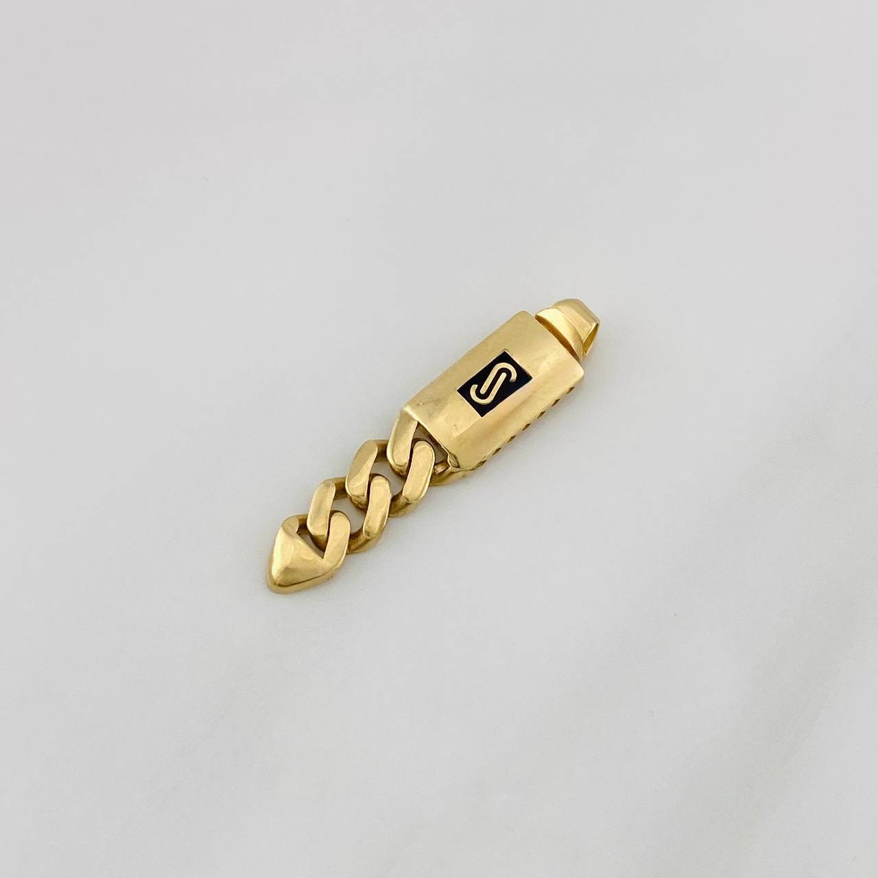 Dije Cubana Infinito 1.45g / 3cm Oro Amarillo 18K