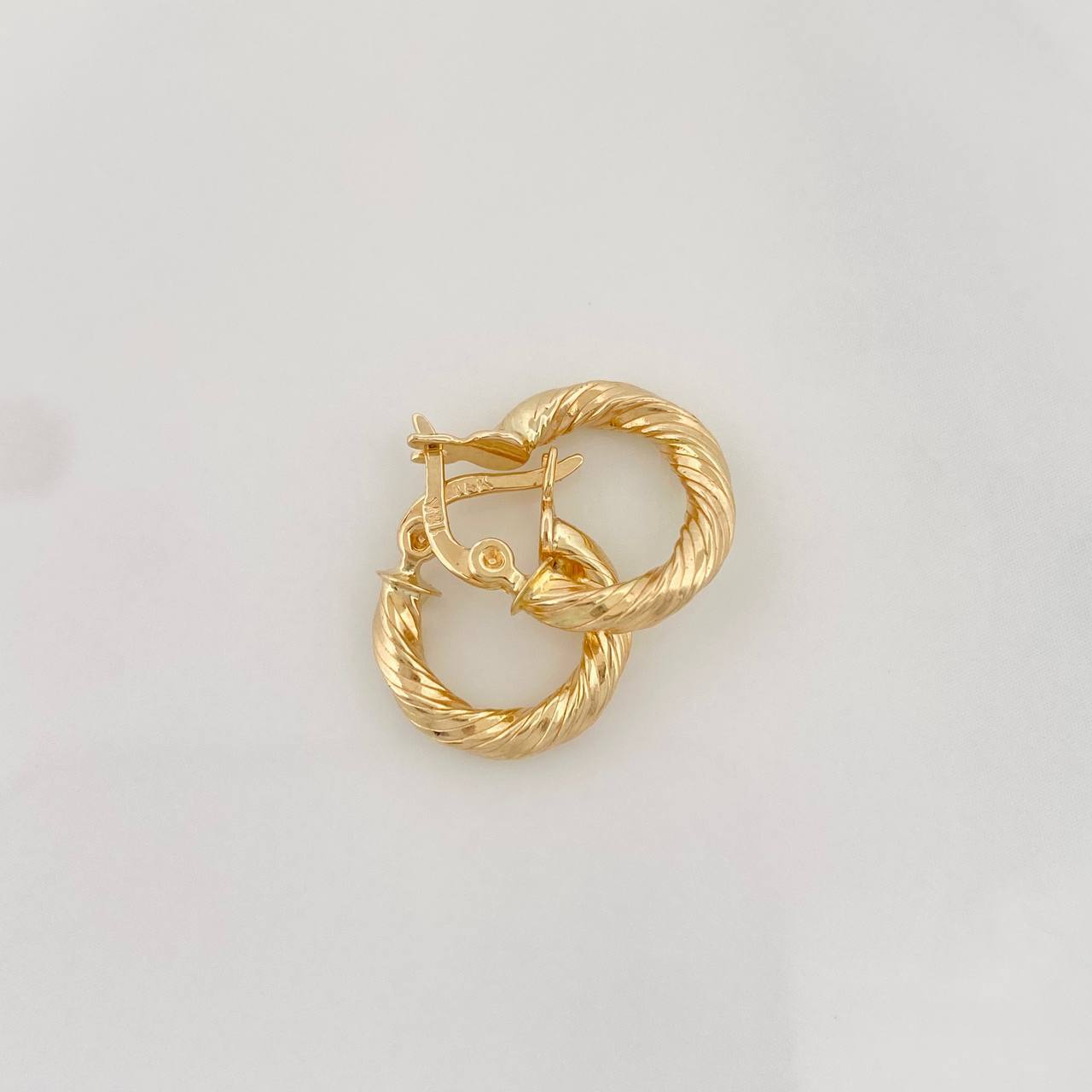 Candongas Mary 1.15g / 1.05cm Oro Amarillo 18K