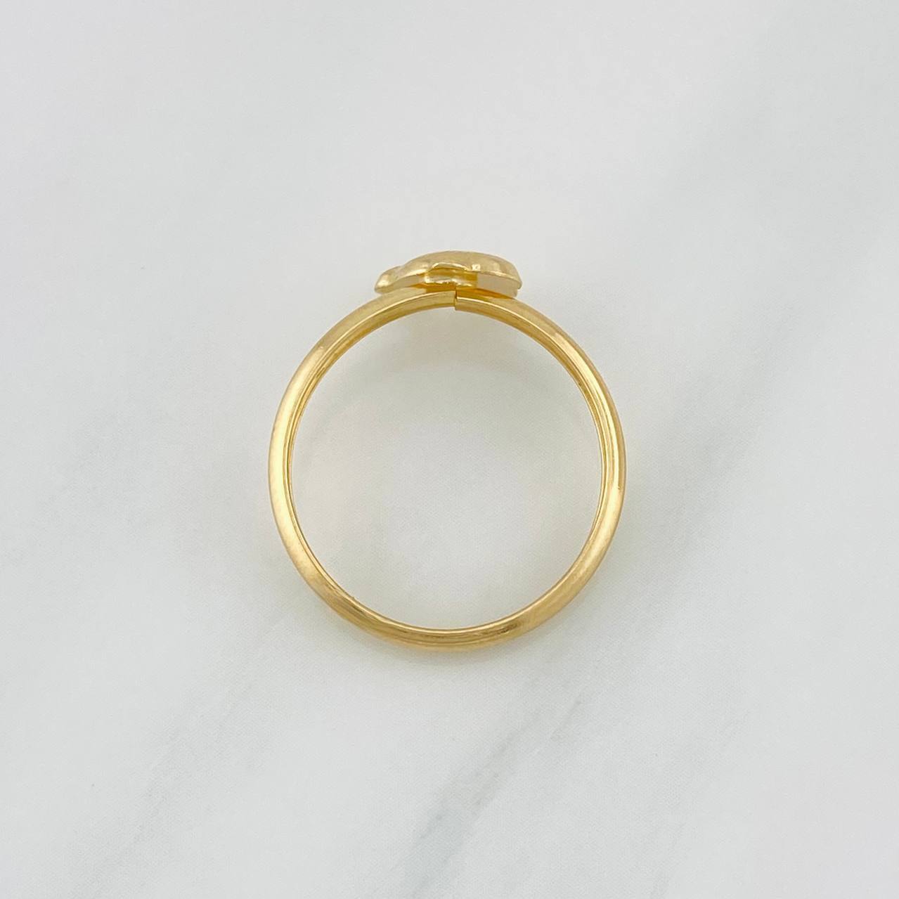 Anillo Delfin 0.9g / T5 3/4 Oro Amarillo 18K