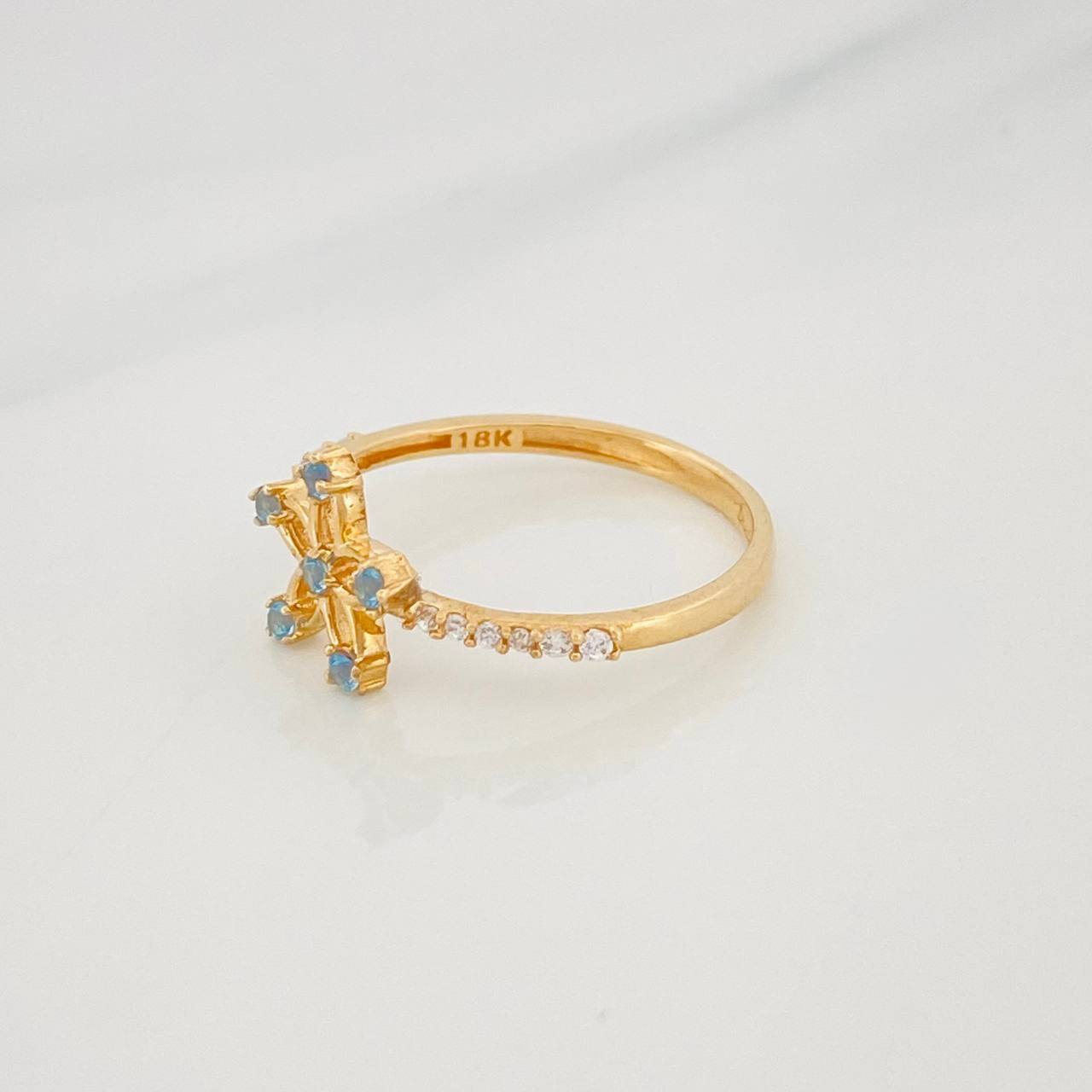 Anillo Flor 1.35g / T6 Oro Amarillo 18K