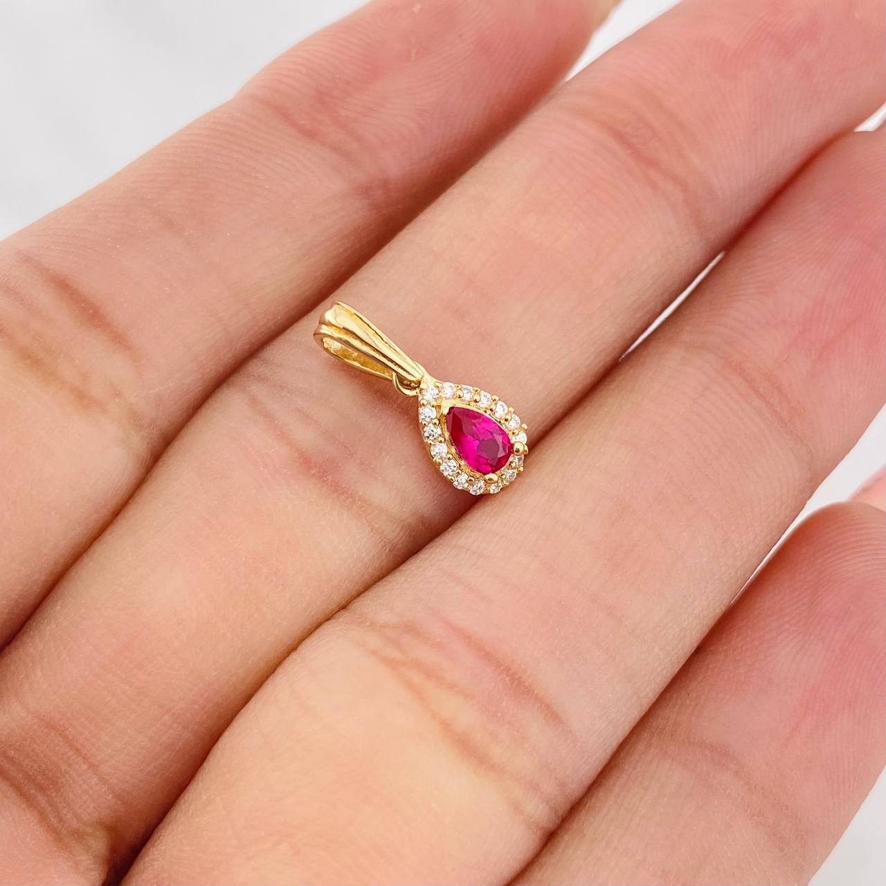 Dije Gota 0.6g / 1.05cm Dos Oros Amarillo Blanco 18K