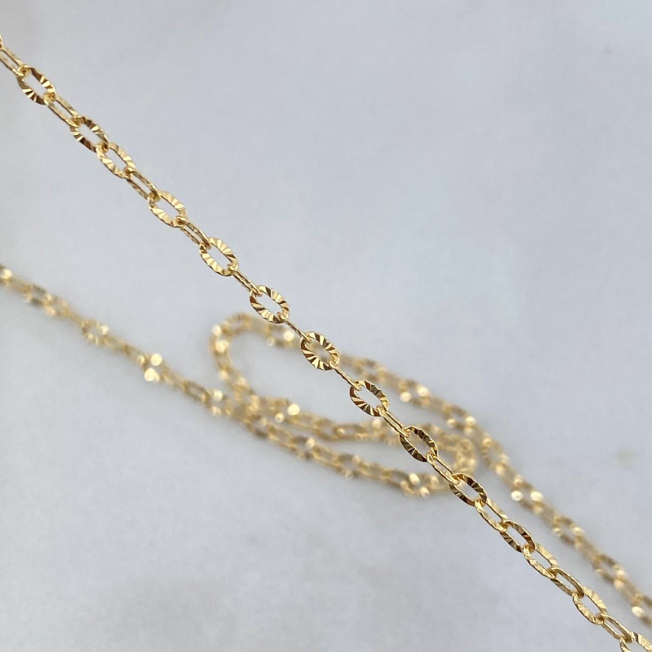 Cadena Aro Seguido 2.1gr / 50cm / 1.7mm Diamantada Oro Amarillo +3