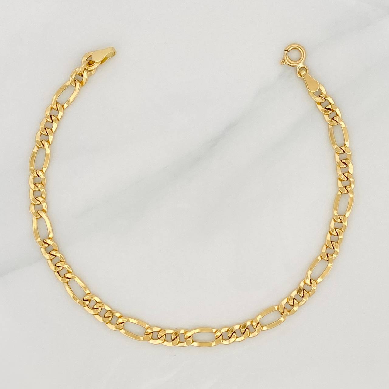 Pulso Figaro 2.3g / 19cm / 4.4mm Oro Amarillo 18K