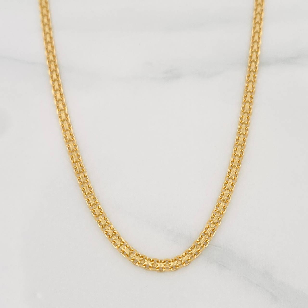 Cadena China 4.9g / 50cm / 2.1mm Oro Amarillo 18K