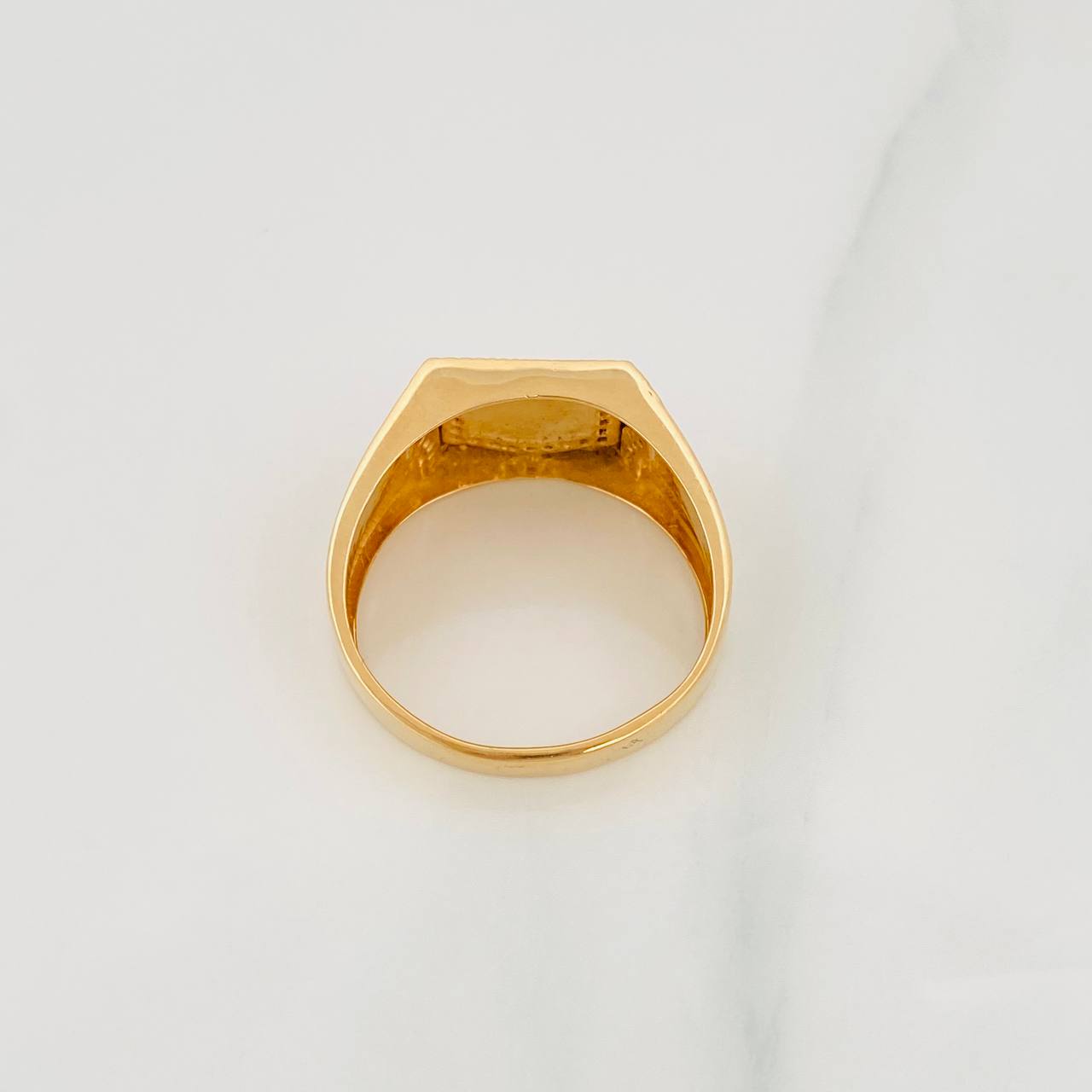 Anillo Sello Corona 6.7g / T9 3/4 Dos Oros Amarillo Blanco 18K