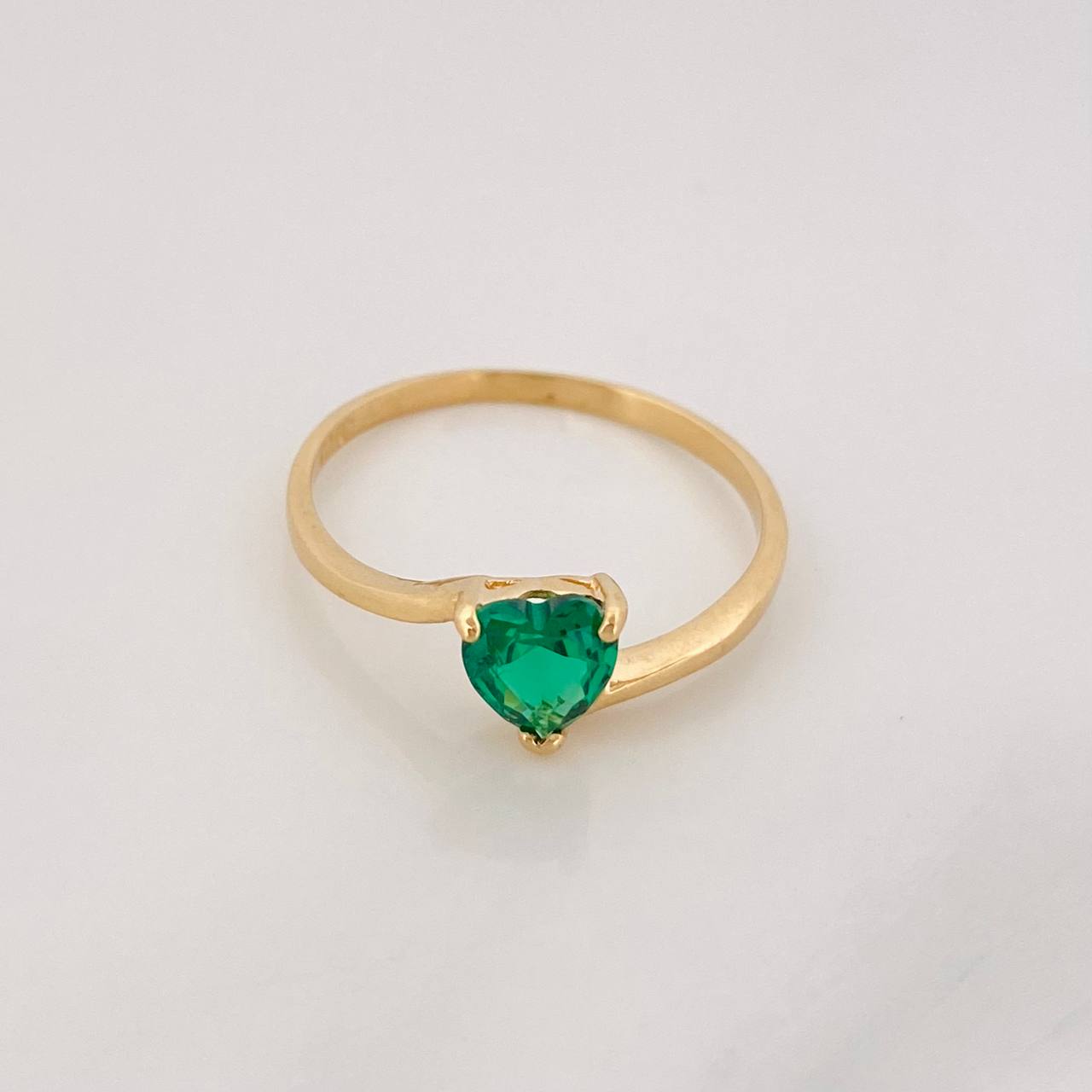 Anillo Corazón 1.55g / T7 1/4 Oro Amarillo 18K