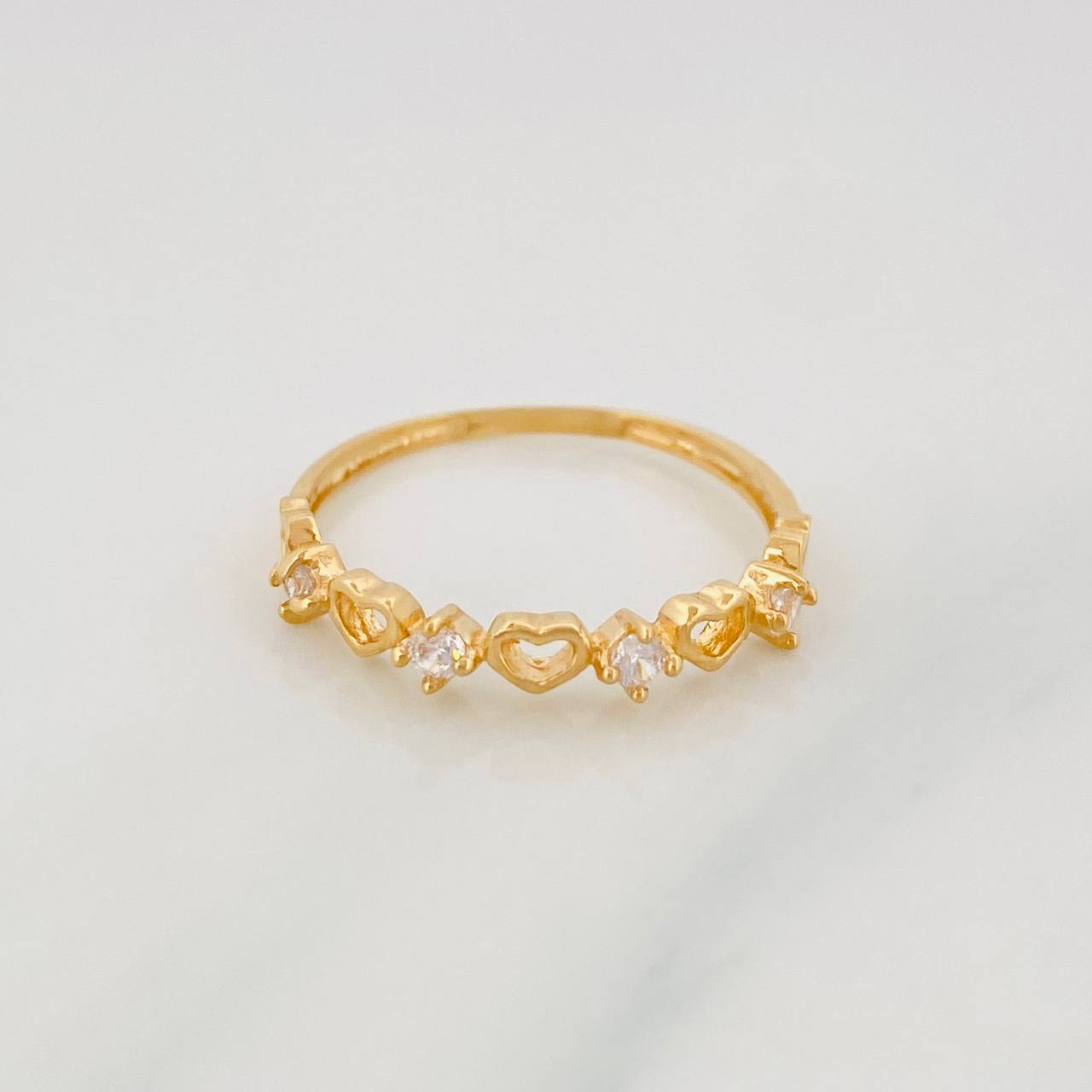 Anillo Corazones 1.1g / T6 1/2 Oro Amarillo 18K