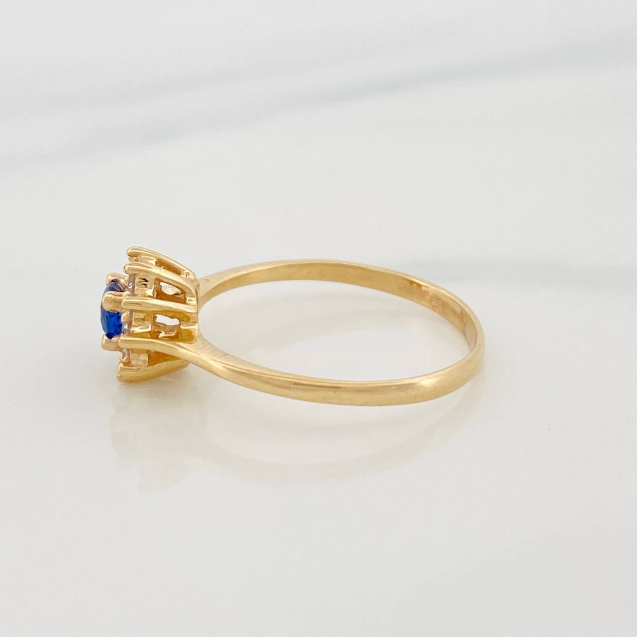 Anillo Halo Flor 2.05g / T6 1/2 Oro Amarillo 18K