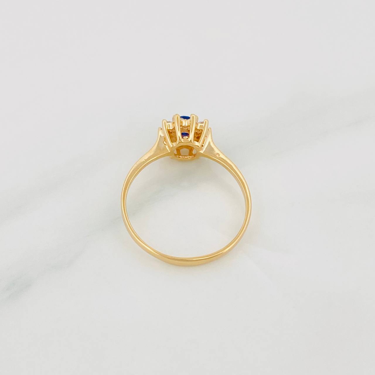 Anillo Halo Flor 2.05g / T6 1/2 Oro Amarillo 18K