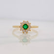 Anillo Halo Flor 2.15g / T7 Oro Amarillo 18K