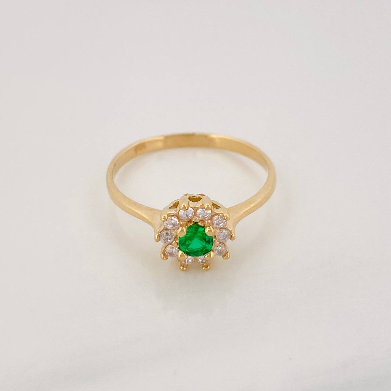Anillo Halo Flor 2.15g / T7 Oro Amarillo 18K