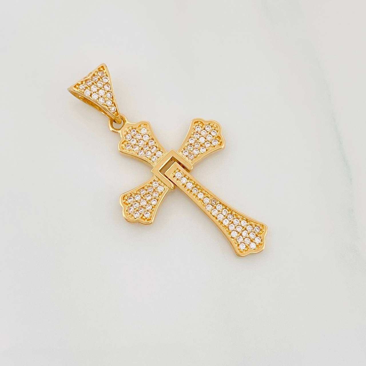Dije Cruz Articulada 3.55g / 4cm Oro Amarillo 18K