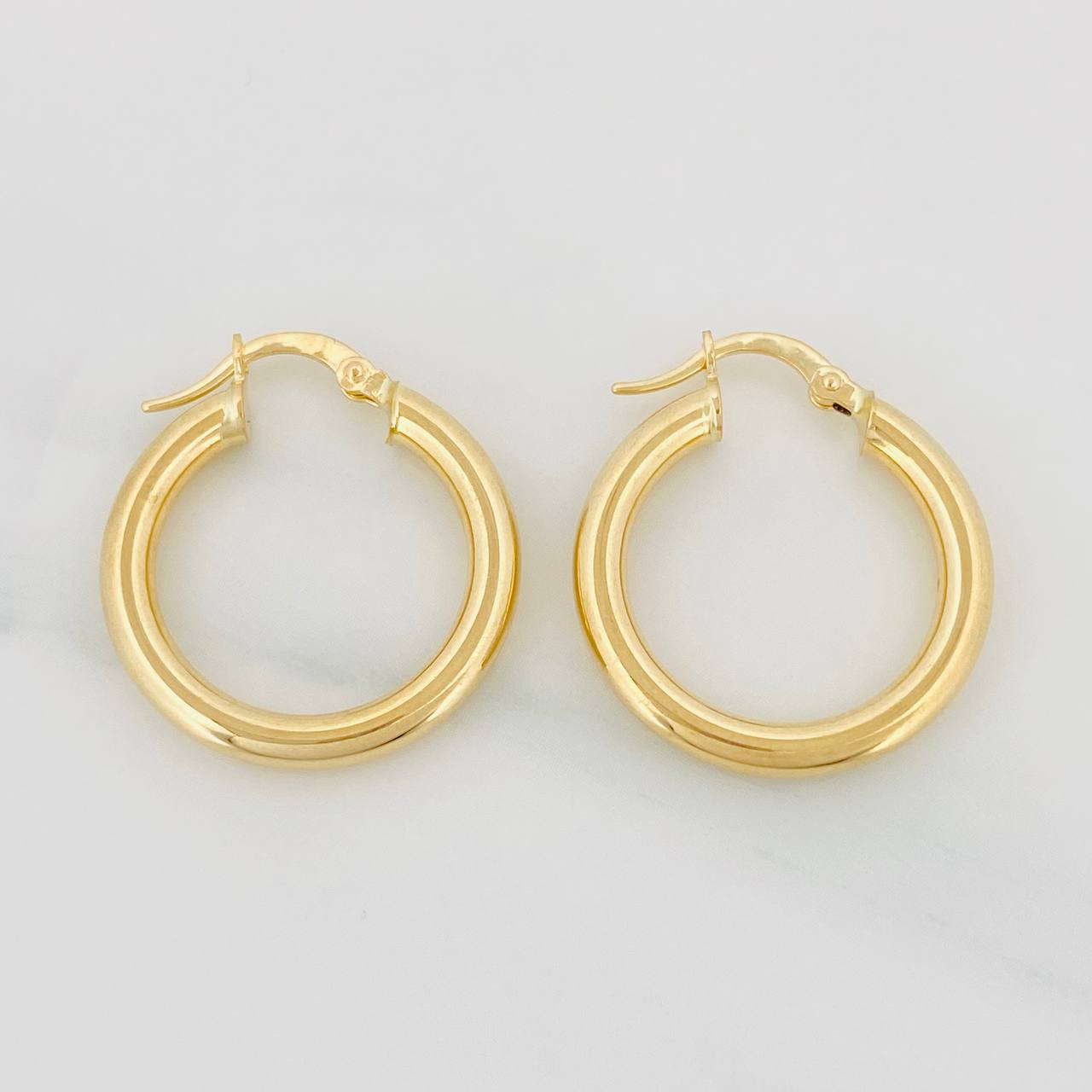 Candongas Aro Liso 2.7g / 2.5cm Oro Amarillo 18K