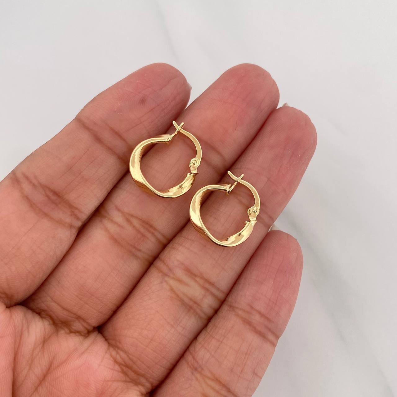 Candongas Bridget 1.05g / 1.6cm Oro Amarillo 18K