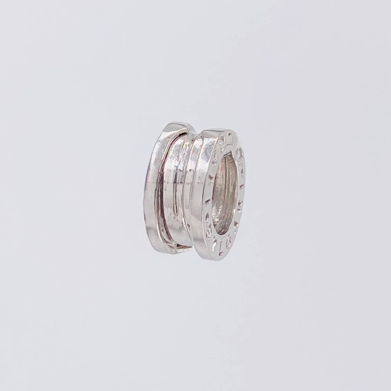 Dije Bv 2.9g / 1.2cm Oro Blanco 18K