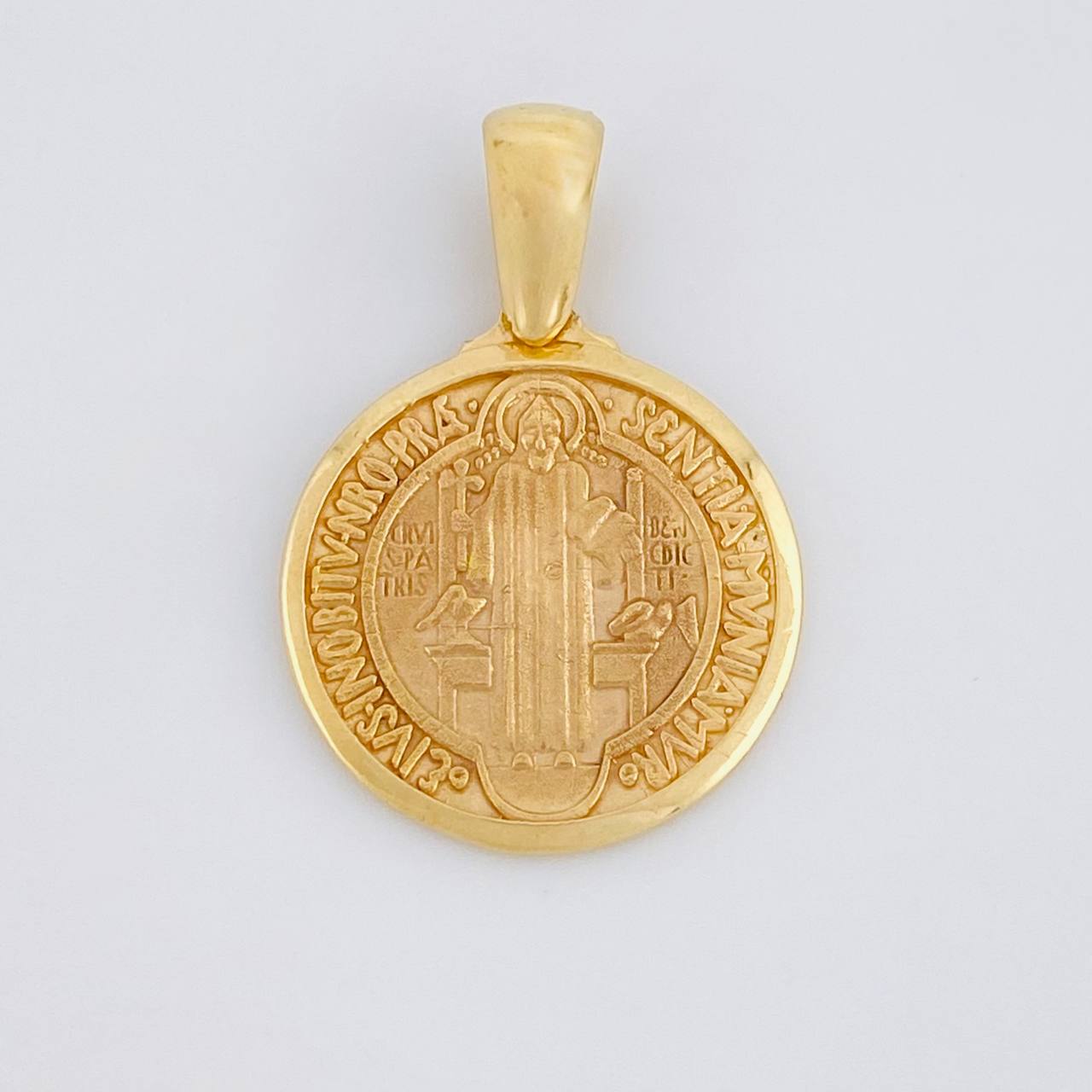 Dije San Benito 5.25g / 3.1cm Oro Amarillo 18K