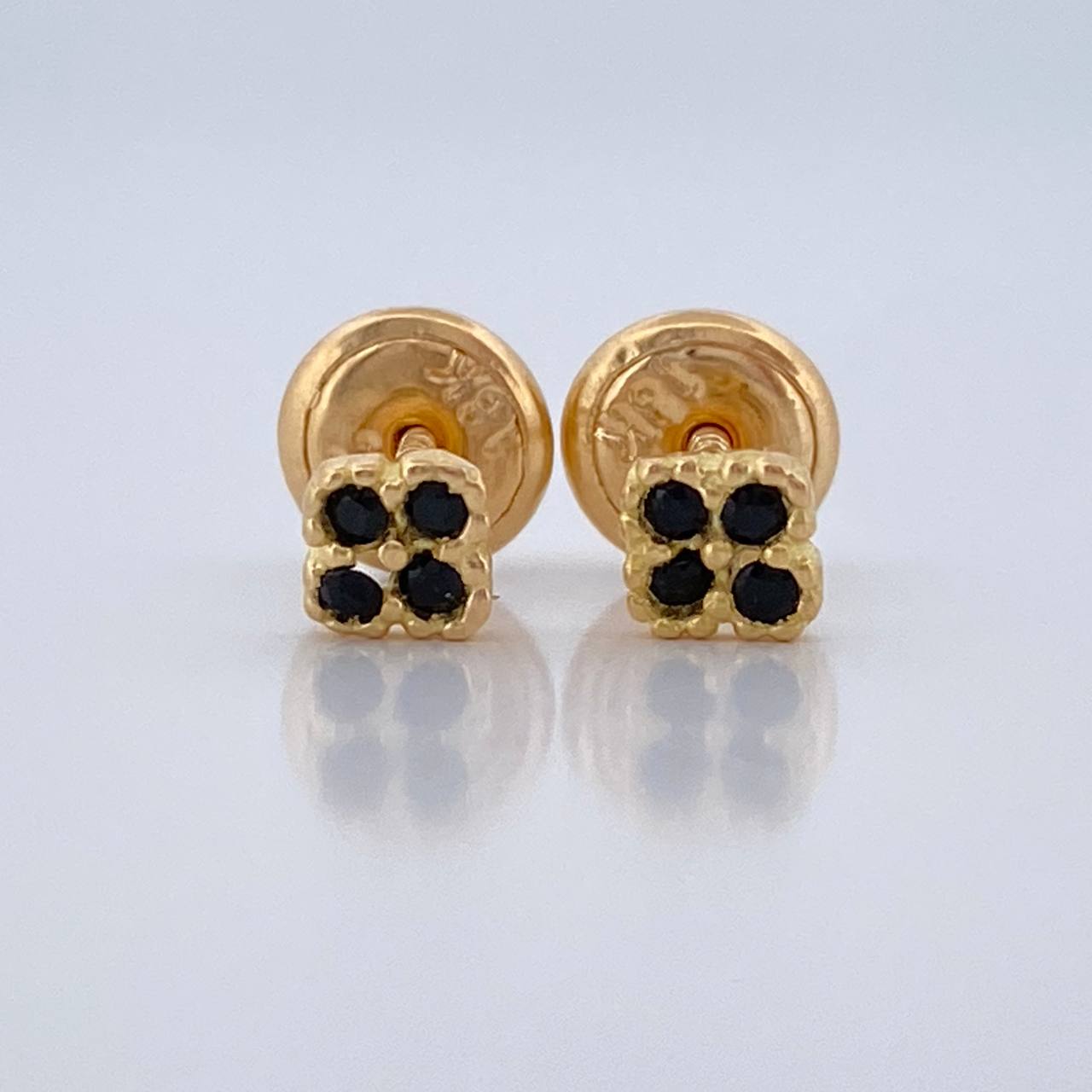 Topos Mini Trebol 0.65gr / 3.8mm Oro Amarillo 18K %