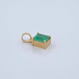 Dije Rectangular Esmeralda 70Pts 0.6gr / 1.3cm / Oro Amarillo 18K $