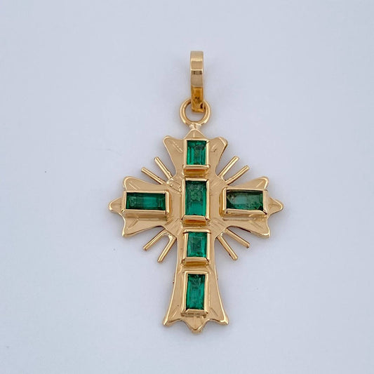 Dije Cruz Plana Esmeralda 36Pts 1.4gr / 2.5cm / Oro Amarillo 18K $