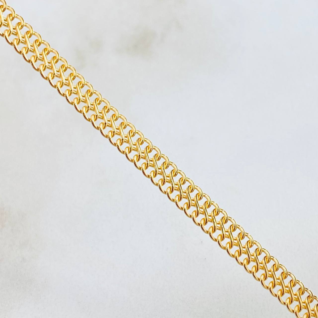 Pulso Sedusa 2.65gr / 19cm / 4.6mm Oro Amarillo +3 18K *