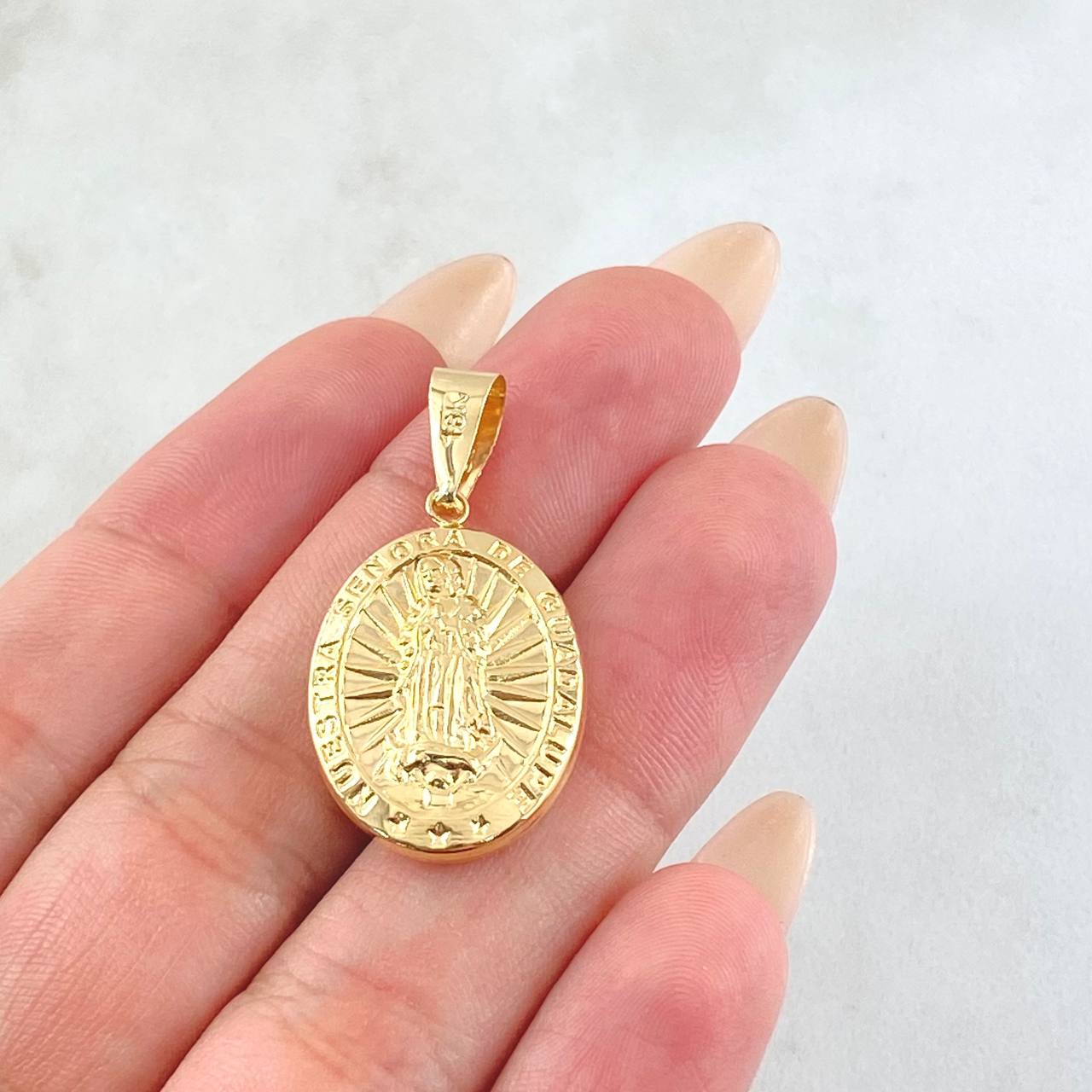 Dije Virgen Guadalupe 2gr / 3.4cm / Oro Amarillo 18K ©