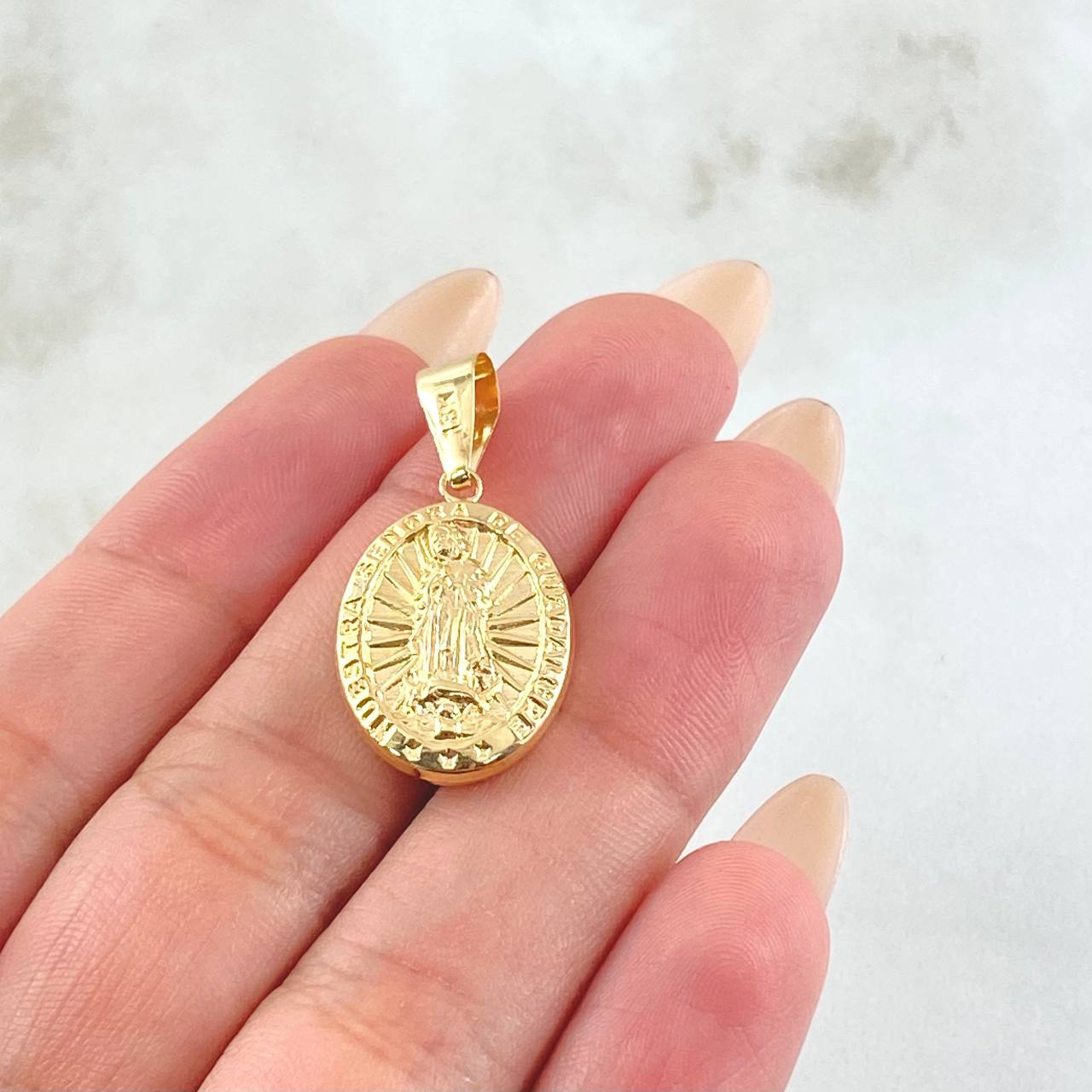 Dije Virgen Guadalupe 1.6gr / 3cm / Oro Amarillo 18K ©