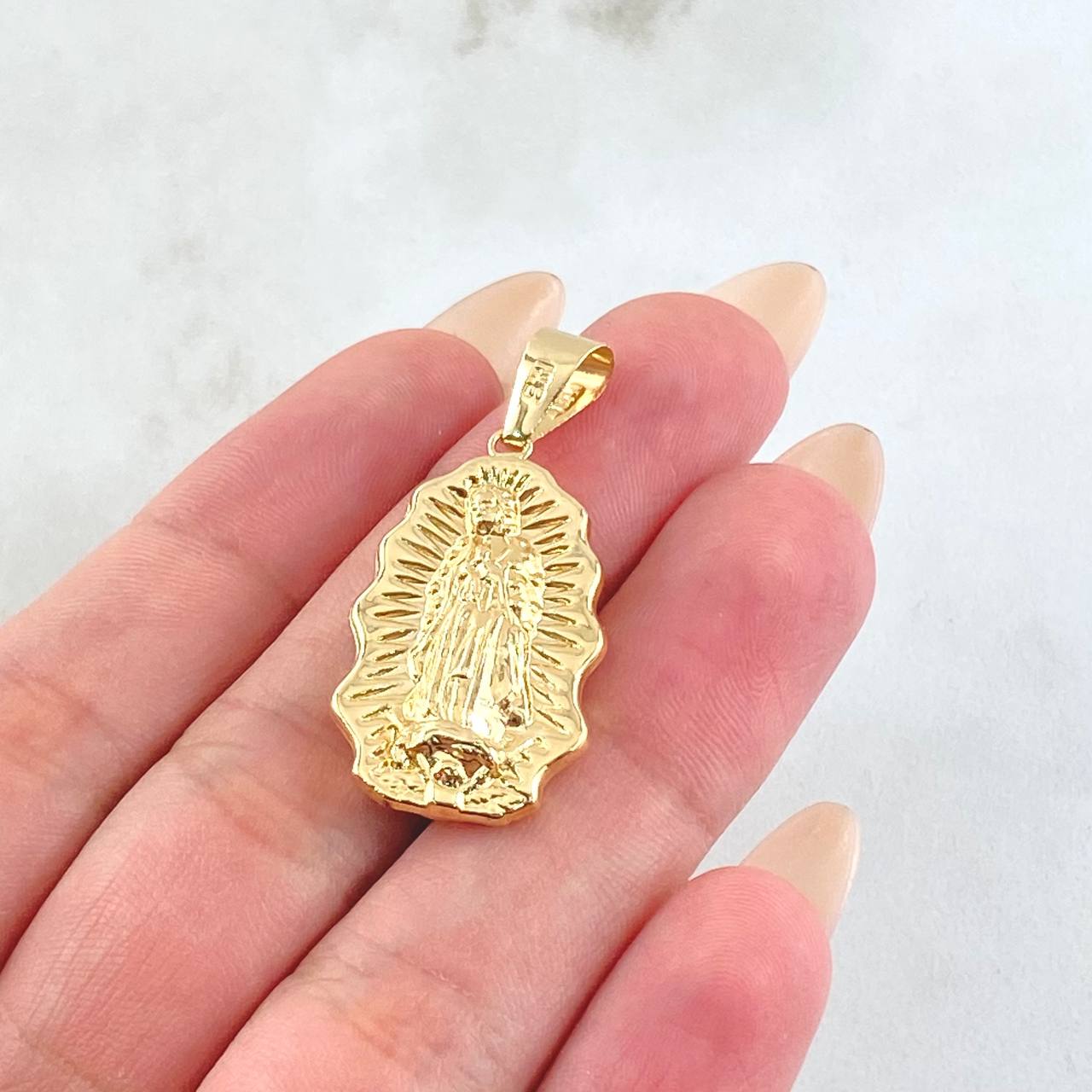 Dije Virgen Guadalupe 2.05gr / 3.5cm / Oro Amarillo 18K ©