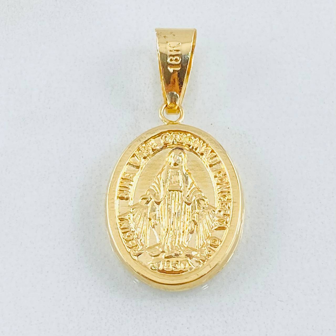 Dije Virgen Milagrosa 1.55gr / 2.9cm / Oro Amarillo 18K ©