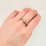 Anillo Flor Corazones Esmeraldas 16pts Diamantes 77pts 4.4gr / T7 3/4 / Oro Amarillo 18K ©