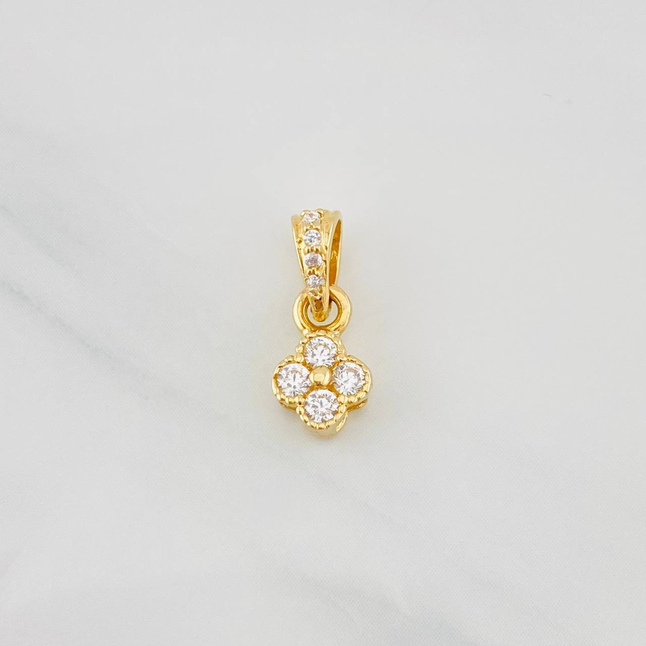 Dije Flor Bordes Texturizados 0.75g / 1cm Dos Oros Amarillo Blanco 18K