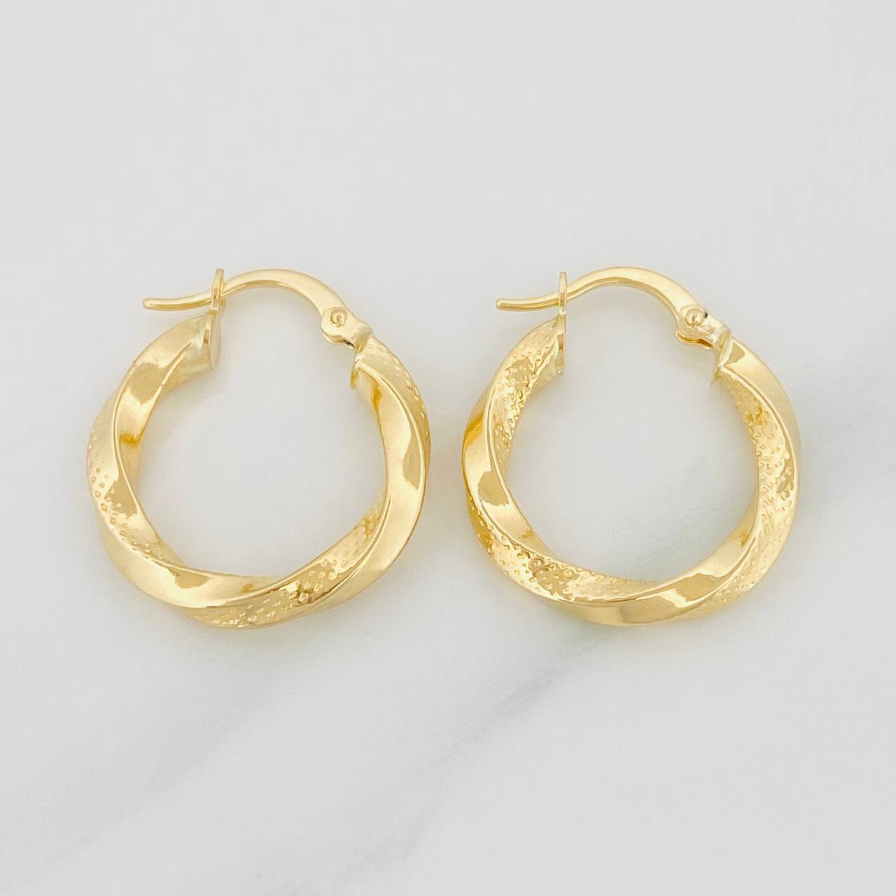 Candongas Kari 2.1g / 2.03cm Oro Amarillo 18K