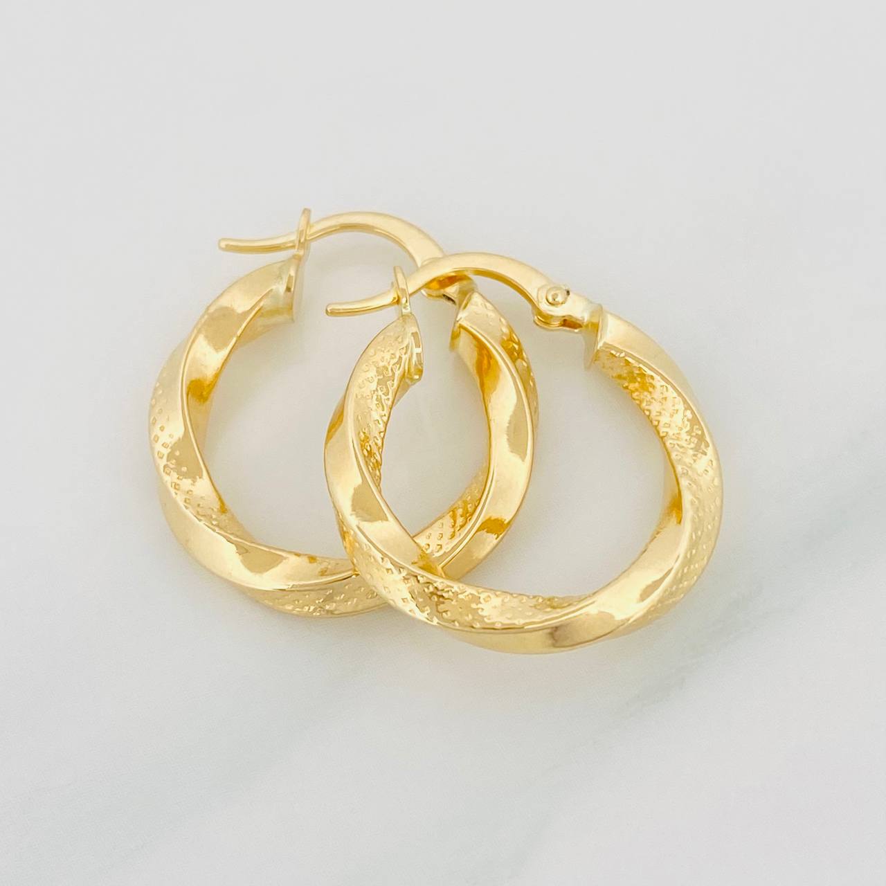 Candongas Kari 2.1g / 2.03cm Oro Amarillo 18K