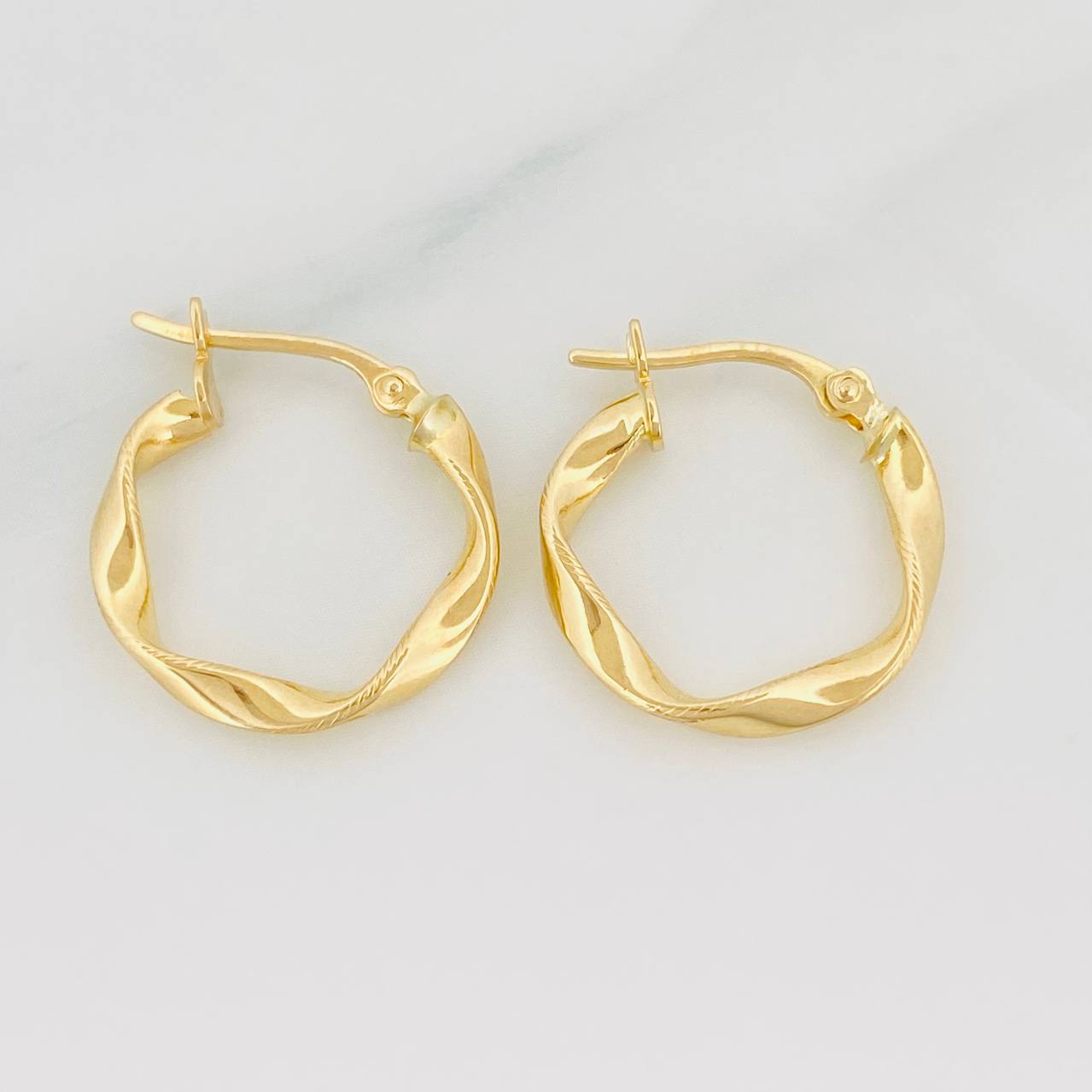 Candongas Deis 1.2g / 1.05cm Oro Amarillo 18K