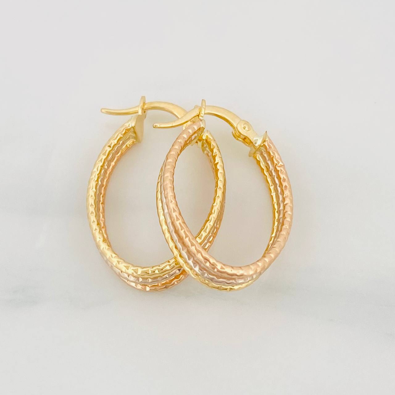 Candongas Daki Ovalada 1.75g / 2.05cm Tres Oros 18K