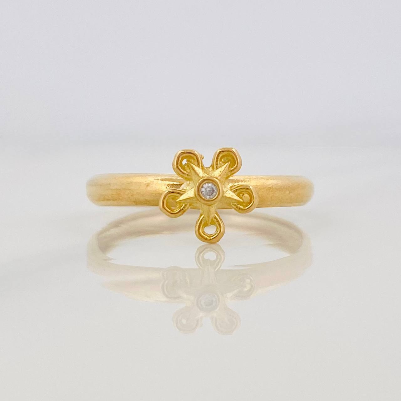 Anillo Flor 1g / T7 1/4 Oro Amarillo 18K