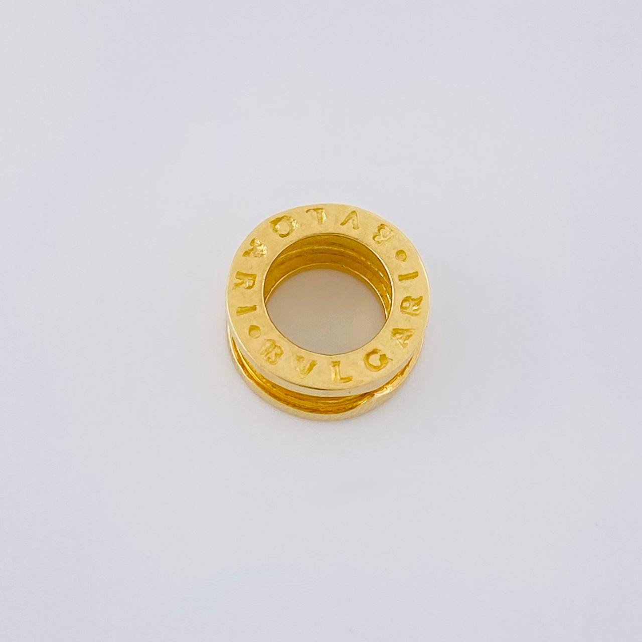 Dije Bv 2.9g / 1.2cm Oro Amarillo 18K