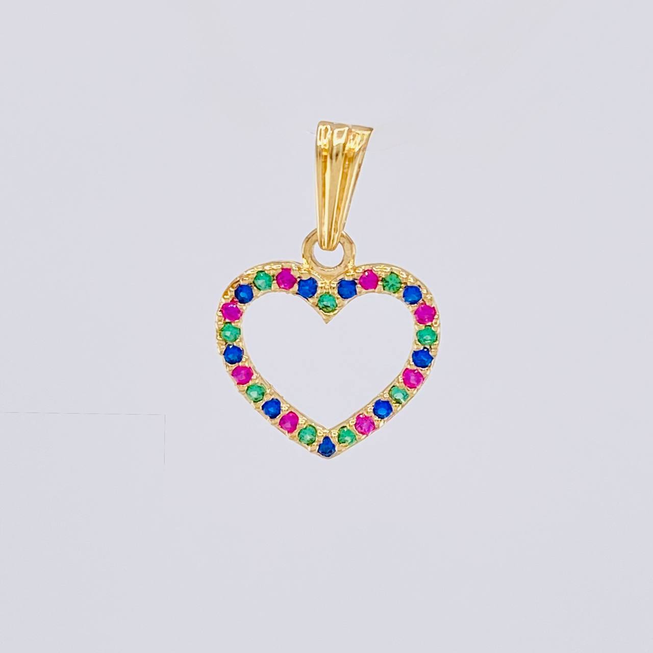 Dije Silueta Corazón Tupido 0.85g / 1.8cm Oro Amarillo 18K