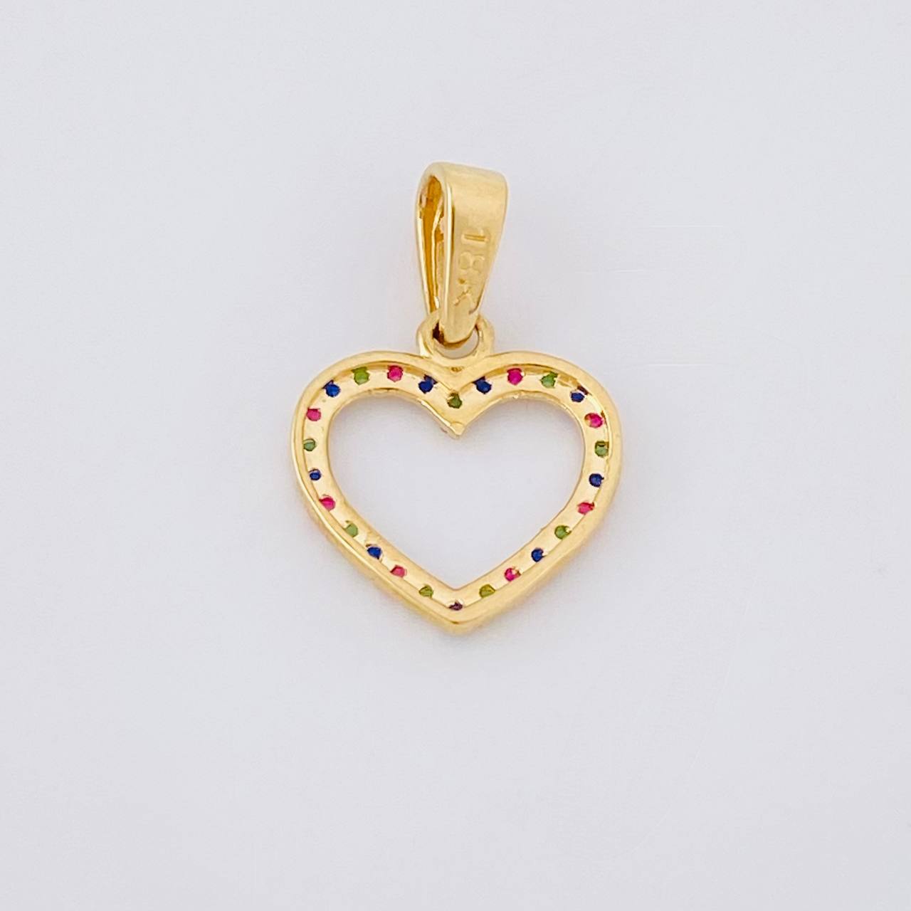 Dije Silueta Corazón Tupido 0.85g / 1.8cm Oro Amarillo 18K