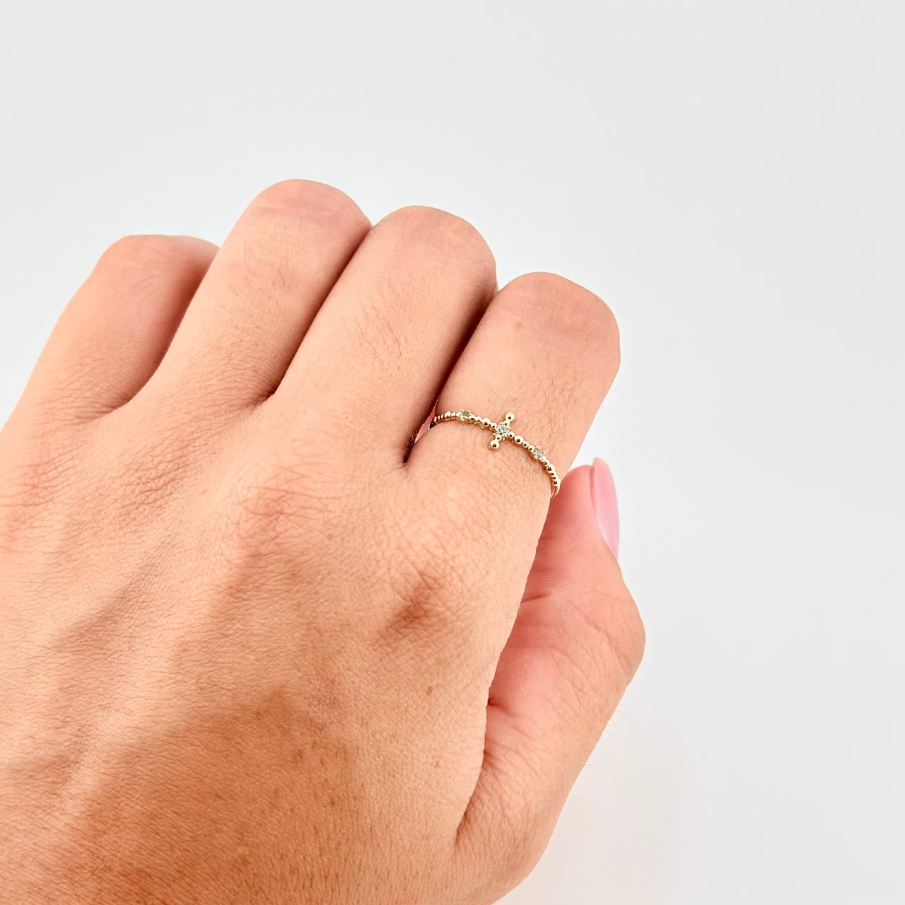 Anillo Cruz de Esferas 0.7g / T5 1/2 Oro Amarillo 18K