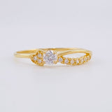 Anillo Solitario Corazón 0.95g / T6 Oro Amarillo 18K