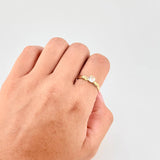 Anillo Solitario Trio Lineas 1.7g / T6 3/4 Oro Amarillo 18K